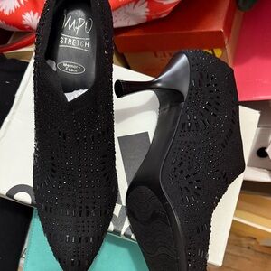 Impo Black Stretch Heels